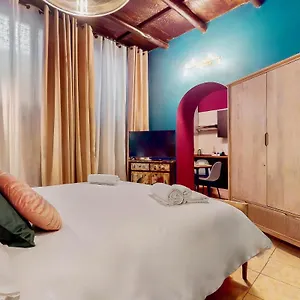 Colosseum Charme Appartement Rome